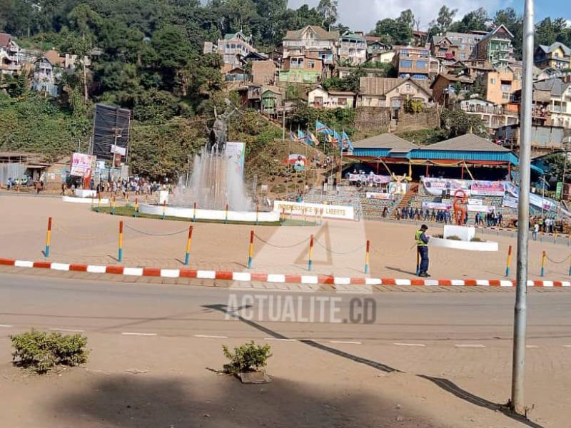 Bukavu La Mairie Retire Les Effigies Et Les Calicots Des Candidats   Bukavu Vue 